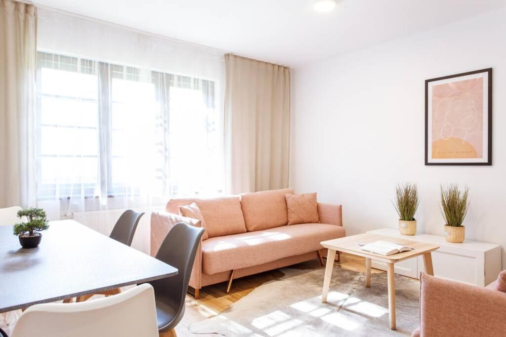 Gdansk Old Tenement Apartment Sowinskiego المظهر الخارجي الصورة